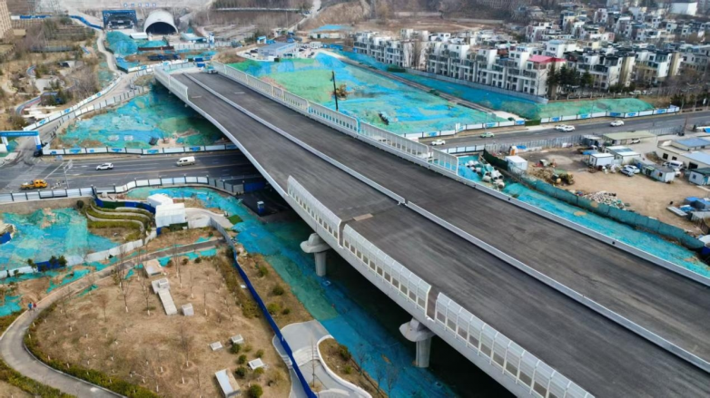 孙新杰：十年筑梦，匠心筑港的城市脉搏守护者