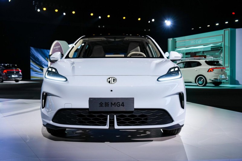 全新MG4 530智趣版：9万级纯电市场的